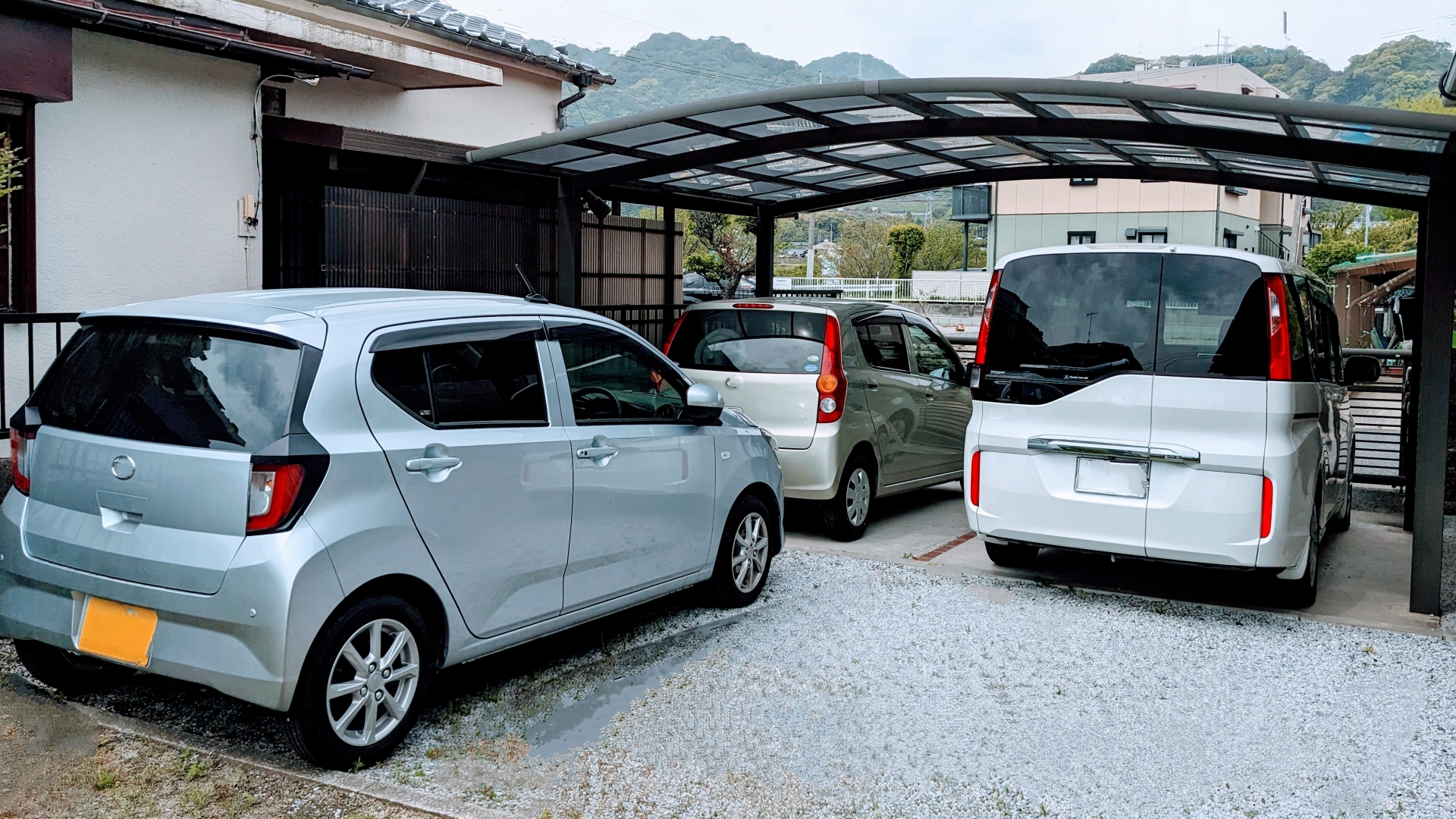 ガレージ3台工事費込み相場を徹底解説!設置費用の内訳と節約ポイントもまるわかり 画像