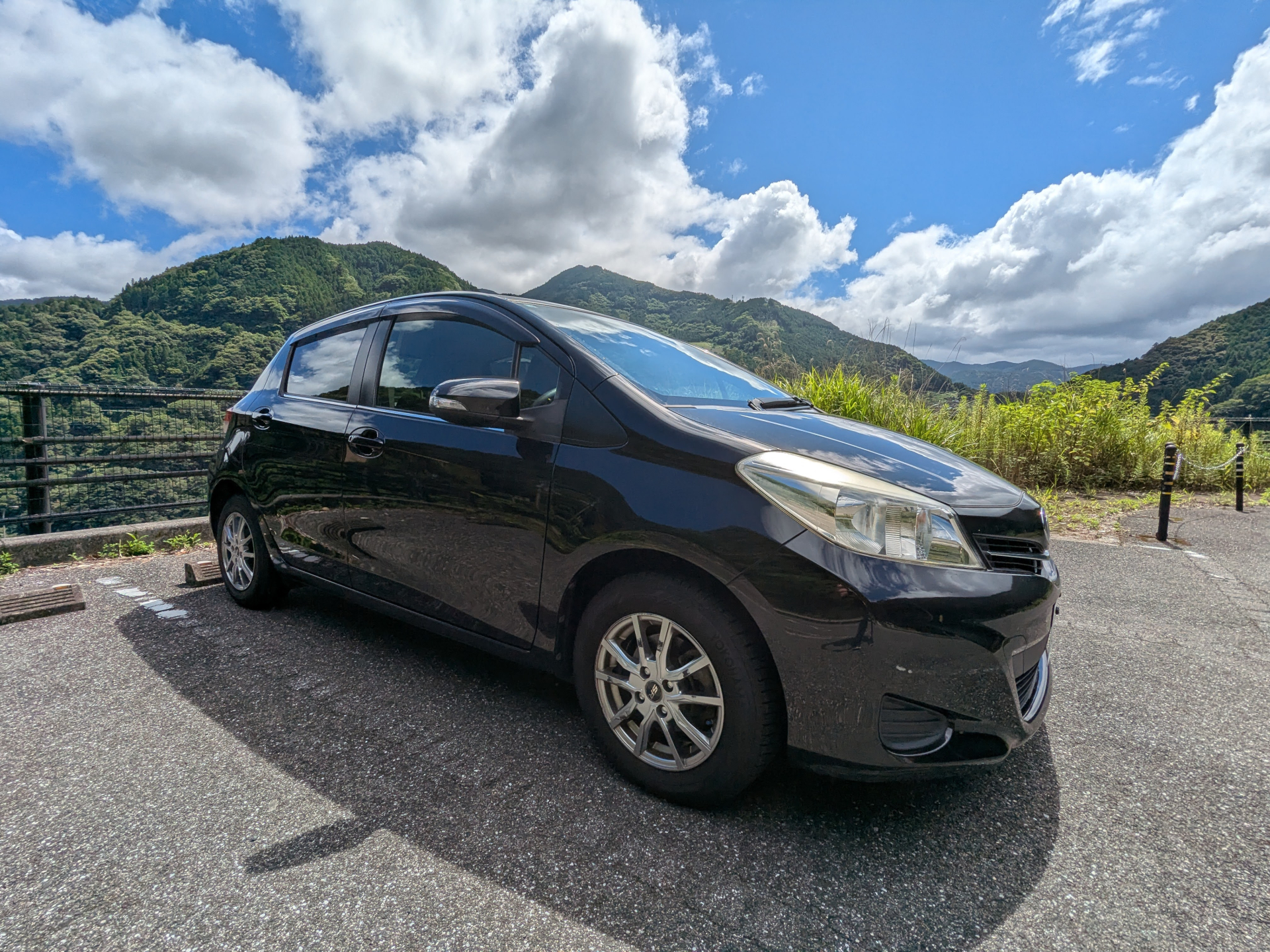 駐車場の勾配がきつい場合の対策と法規制実例｜段差解消やリフォーム費用・違法リスク徹底解説 画像
