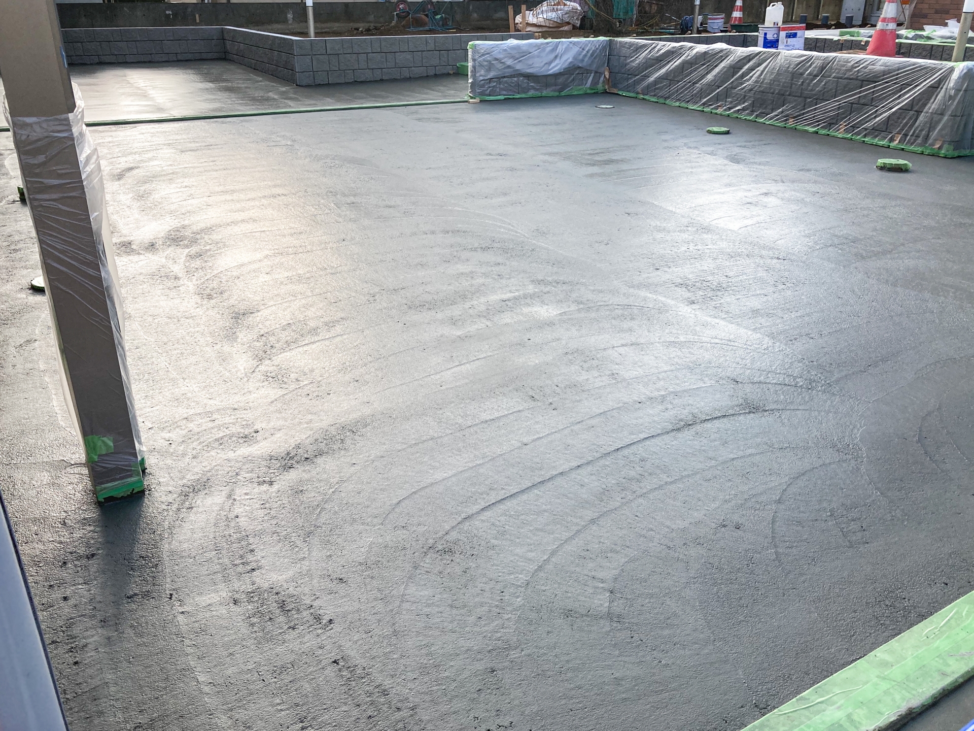 30坪のコンクリート費用を用途別相場や内訳まですぐに把握!見積り比較で失敗ゼロのコツ 画像