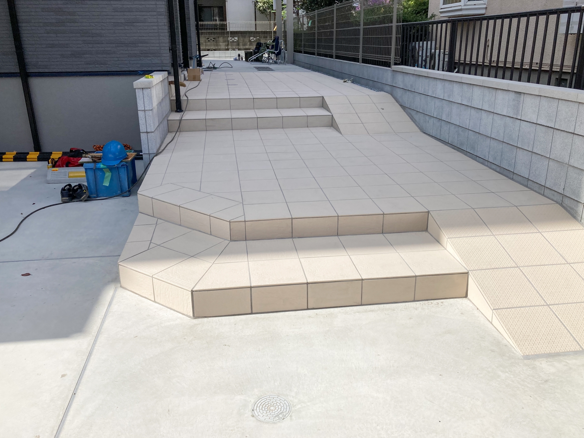 セキスイハイムの住宅で外構工事が高い理由や相場を見抜き費用を賢く下げる方法 画像