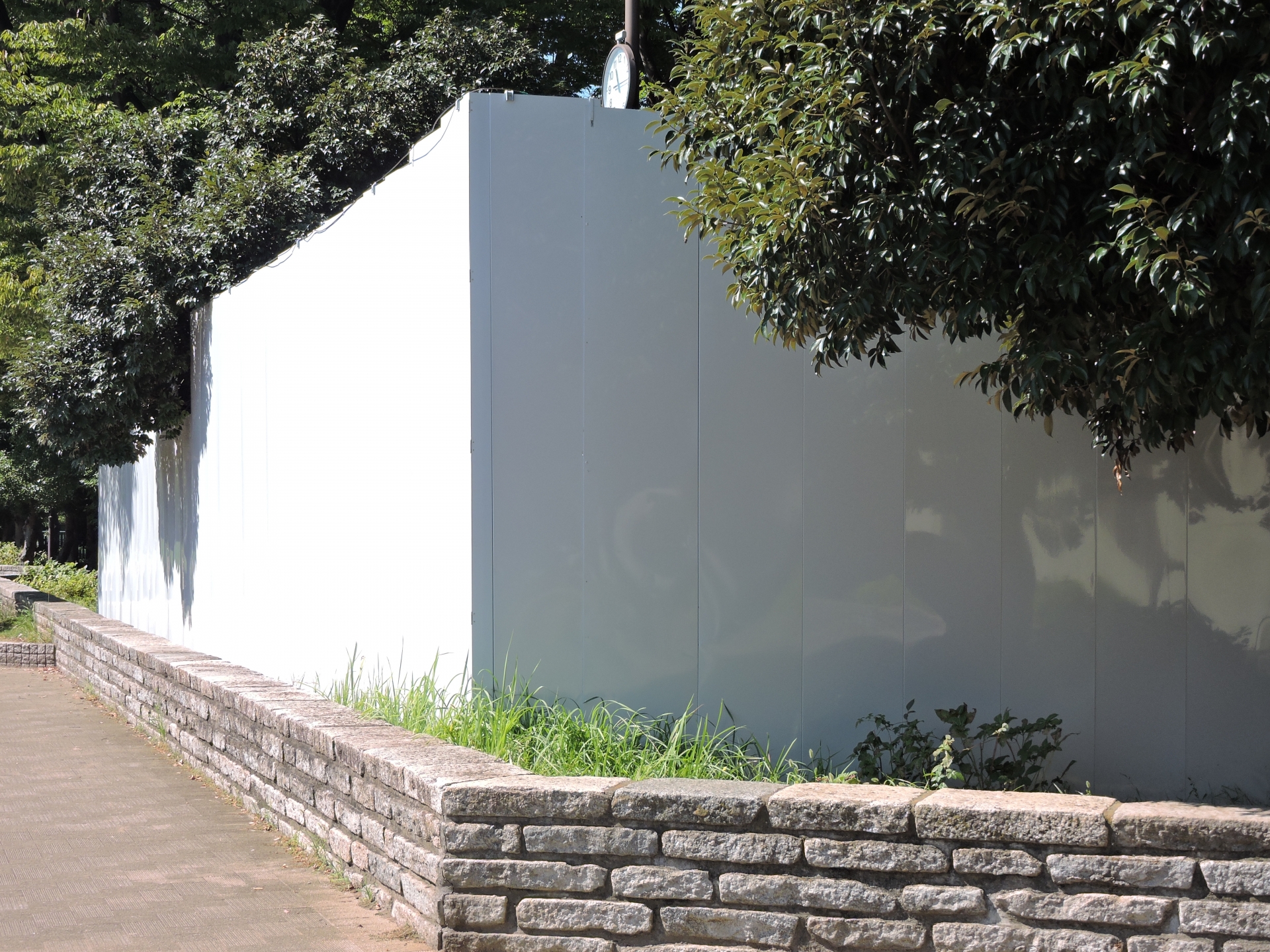 住友林業の外構トラブルを防ぐ対策大全!勾配や境界の失敗回避で安心施工を実現 画像