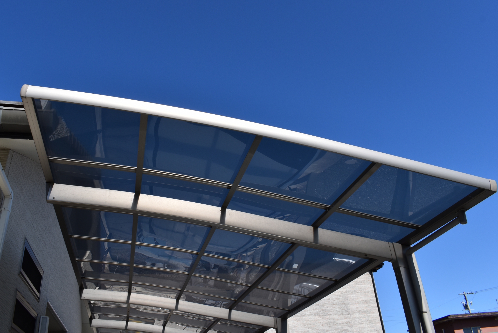 カーポートの屋根の取り外し費用は損得どこまで楽しめる?DIYや撤去新設の安全ポイント徹底ガイド 画像