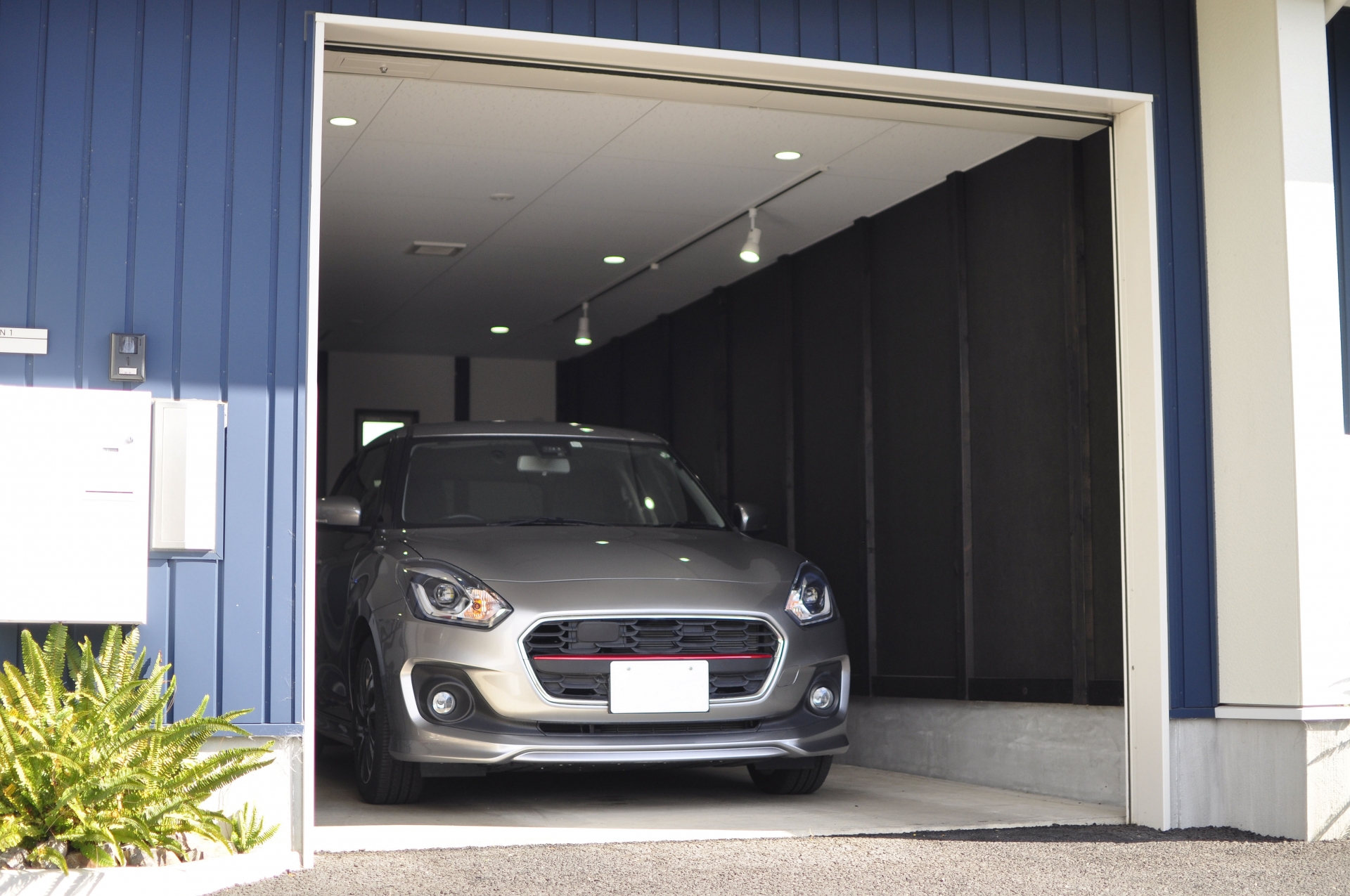 ビルトインガレージの後付け費用や相場を徹底比較！後悔しない増築成功のコツと税金の全知識 画像