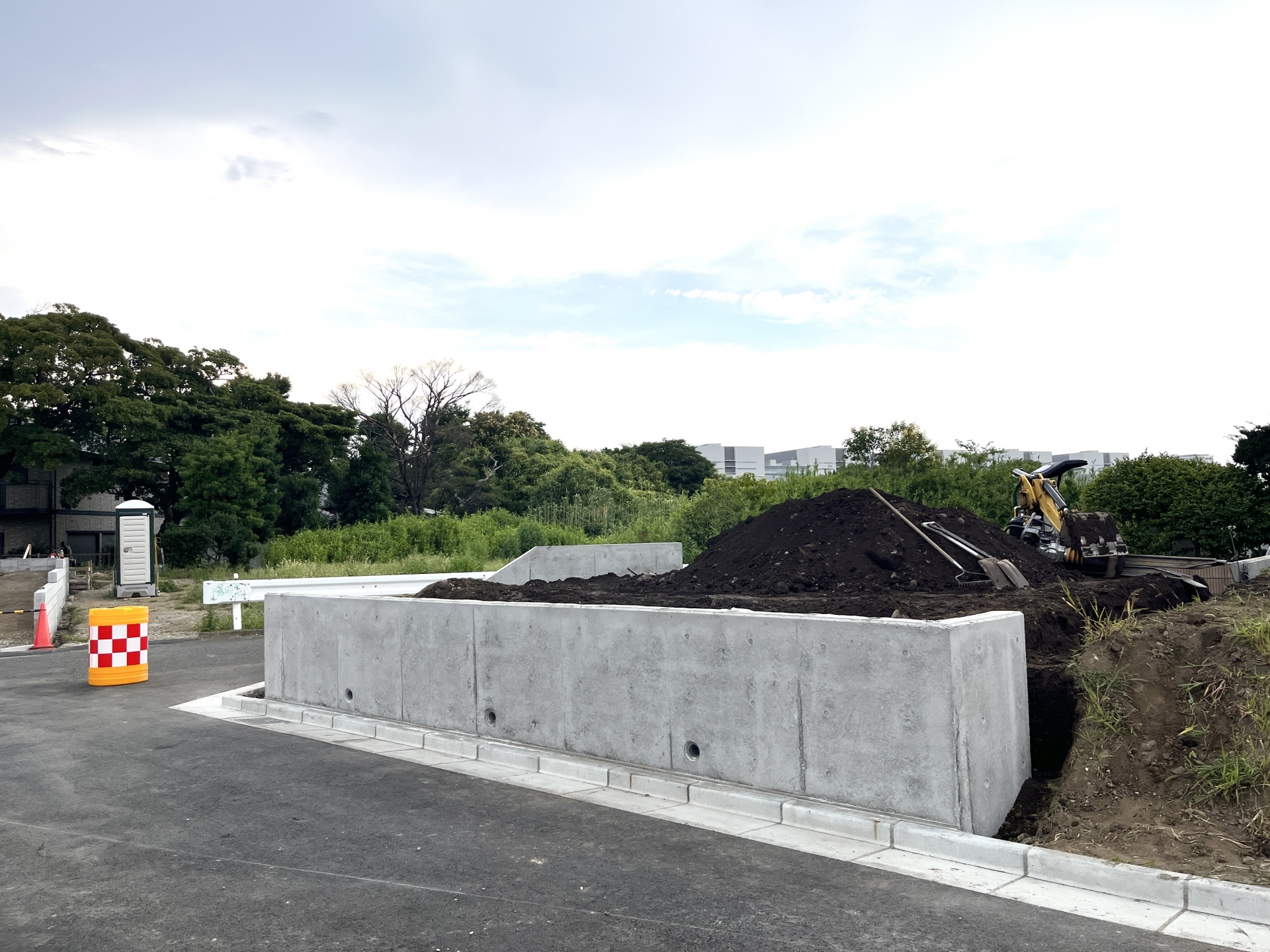 住友林業の住宅で擁壁工事が高い？提案費用の真相と失敗しない外構対策のコツ！ 画像