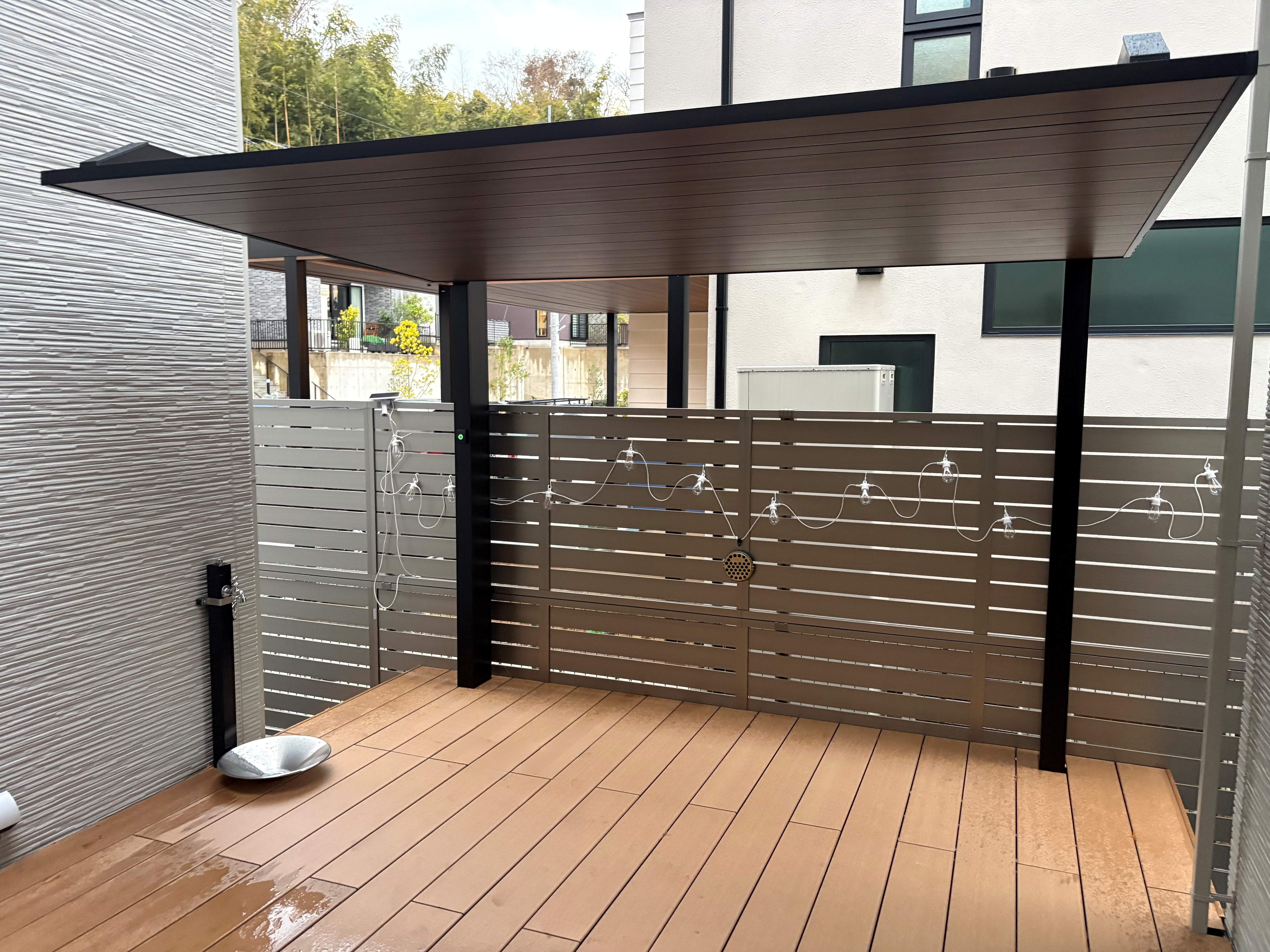 ウッドデッキ&サイクルポートで過ごしやすいお庭にアップデートしました✨ 画像