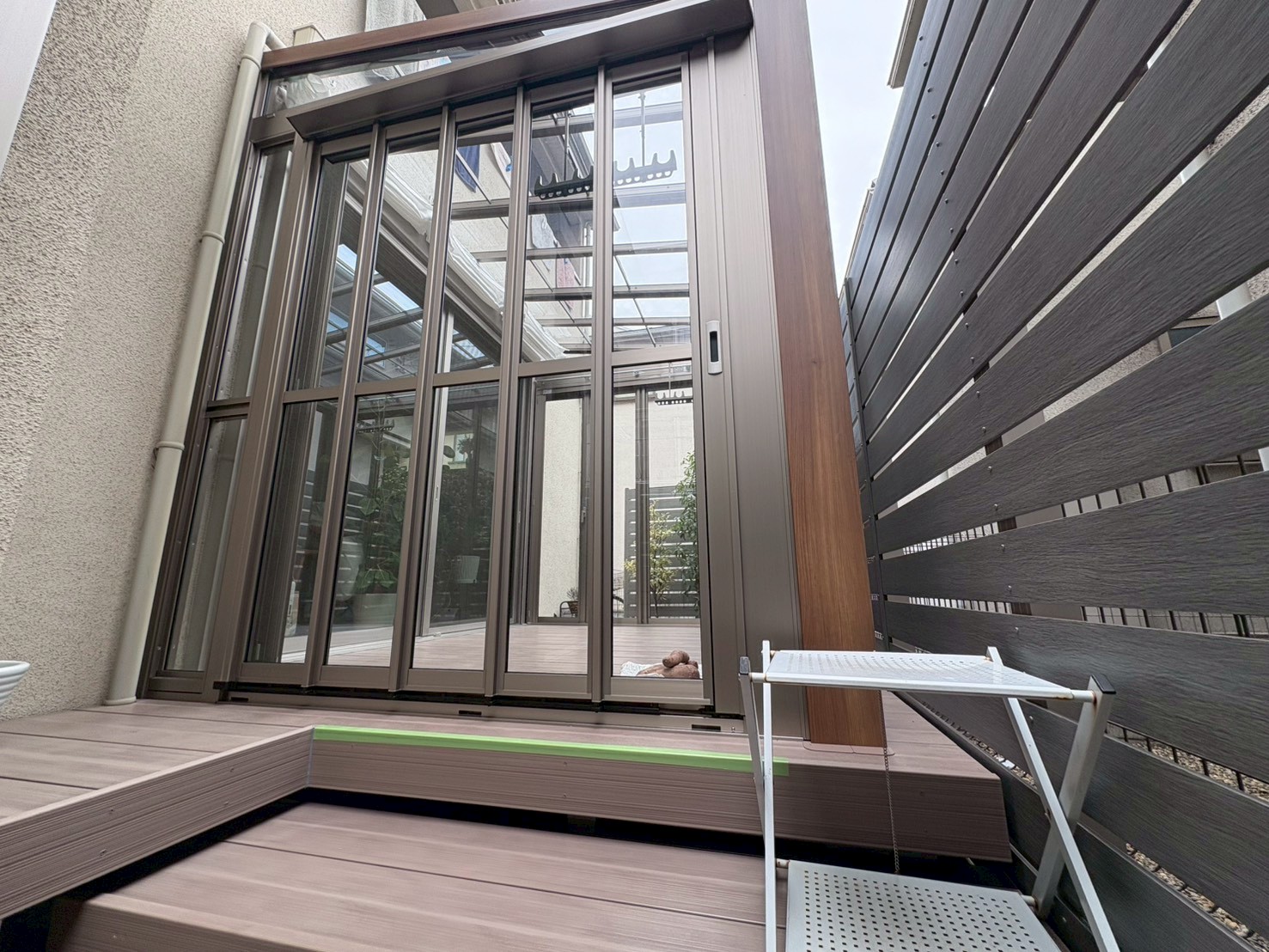 20社に断わられた段差解消や目隠しフェンスを叶えてくれました 画像