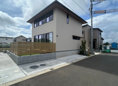 【新築外構のお客様インタビュー】価格面はもちろん、イメージどおりの仕上がりで大満足です