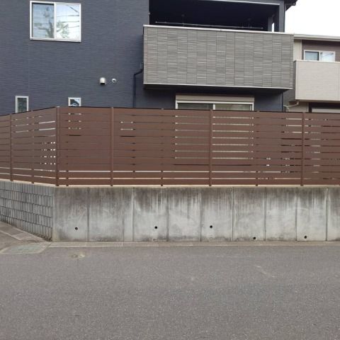 メッシュフェンスから目隠しフェンスへリフォームしました✨ アイキャッチ画像